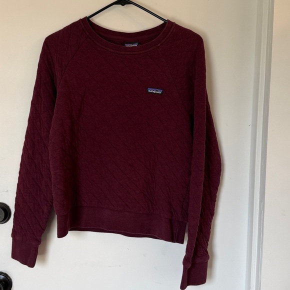 Patagonia Sweaters - Patagonia Women’s Organic Cotton Quilt Crew Chicory Red small